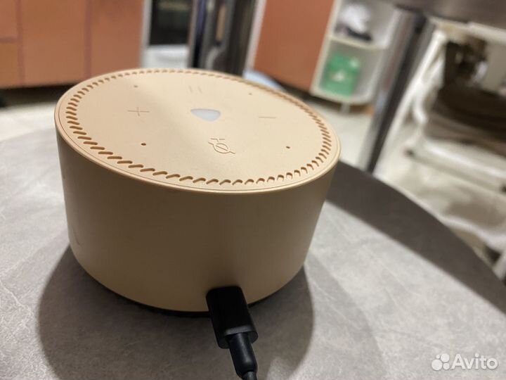 Умная колонка алиса лайт