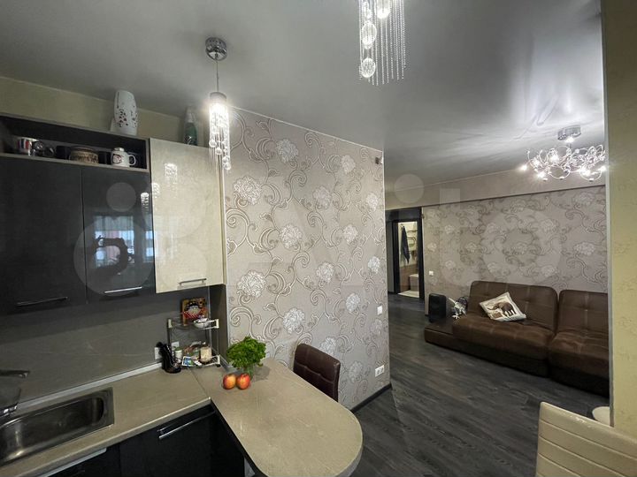 3-к. квартира, 72 м², 4/9 эт.