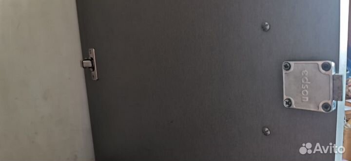 Шкаф офисный