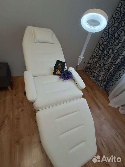 Депиляция воском: бёдра