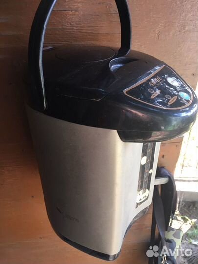 Термопот (чайник-термос)