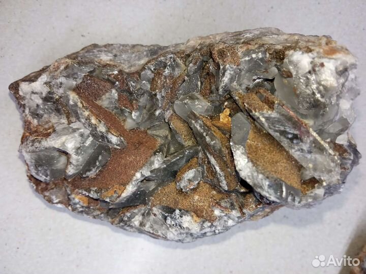 Камни и минералы