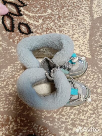 Теплые сапоги для девочки