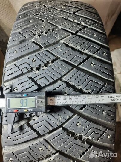 Goodyear UltraGrip Ice Arctic SUV 265/60 R18 104T