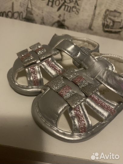 Ботинки для девочки