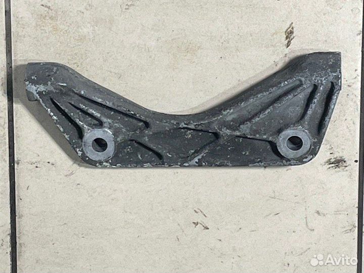 Кронштейн редуктора Bmw 525I E34 M50B25 1991