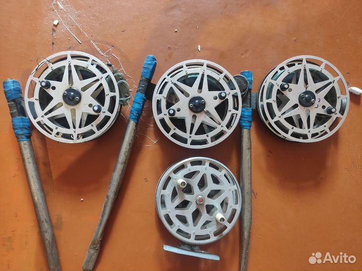 Катушка рыболовная невская 4шт
