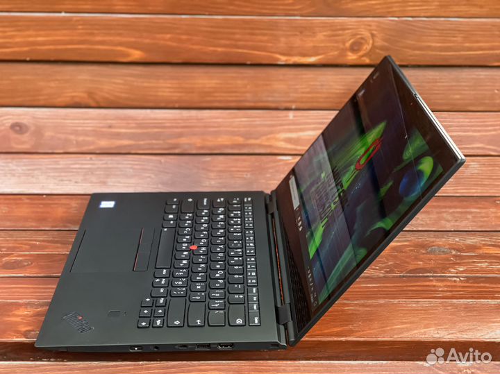 Сенсорный Lenovo Yoga S3 i7-8650U 16/256 QHD IPS