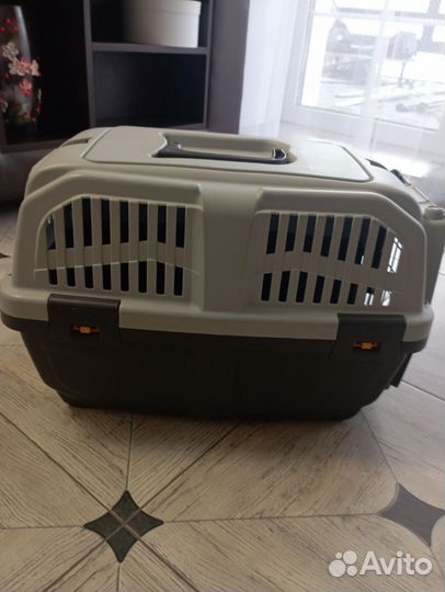 Переноска для кошек пластиковая