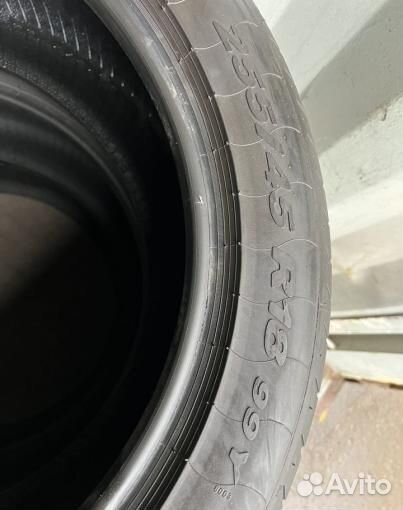 Pirelli P Zero 255/45 R18