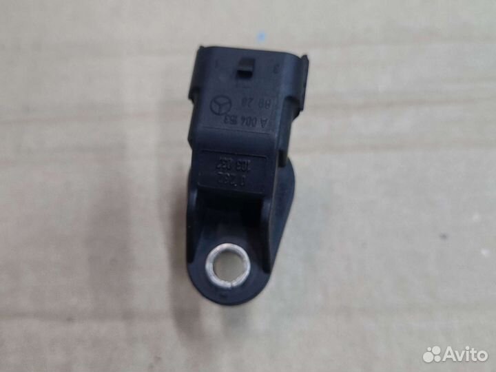 Датчик распредвала на Мерседес w203 A0041536928