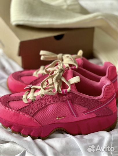 Кроссовки Nike Air Humara LX Jacquemus Pink Flash