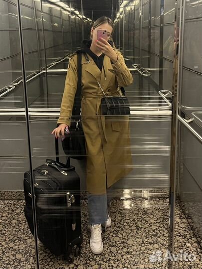 Тренчи на весну, бежевый и цвет хаки