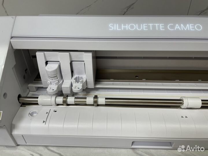 Режущий плоттер Silhouette cameo 4