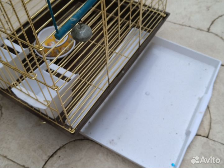 Большая клетка для птиц