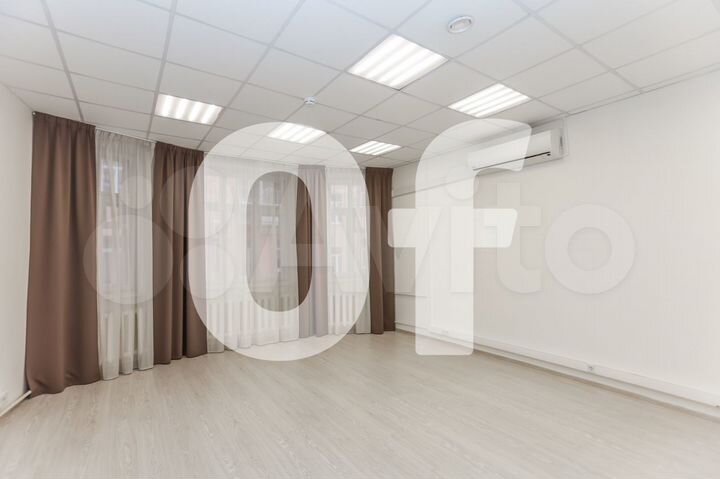 Сдам офисное помещение, 294 м²