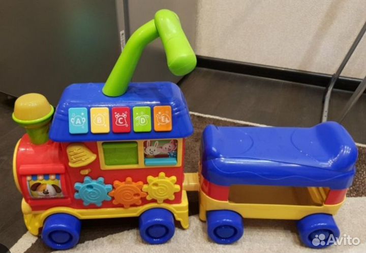 Паровозик музыкальный