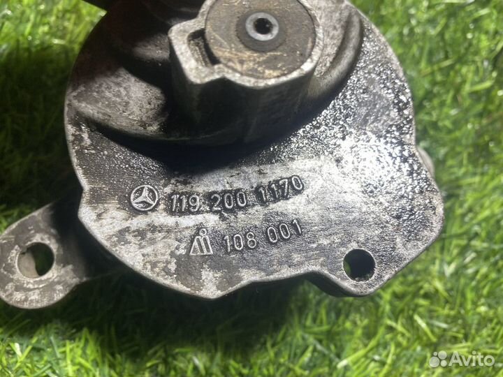 Натяжитель ремня Mercedes M119 W210
