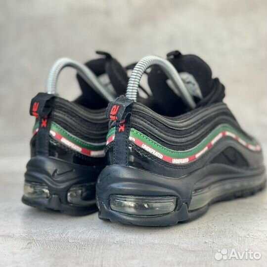 Nike Air Max 97 OG x Undefeated 37,5 EUR