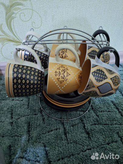Сервиз чайный на подставке