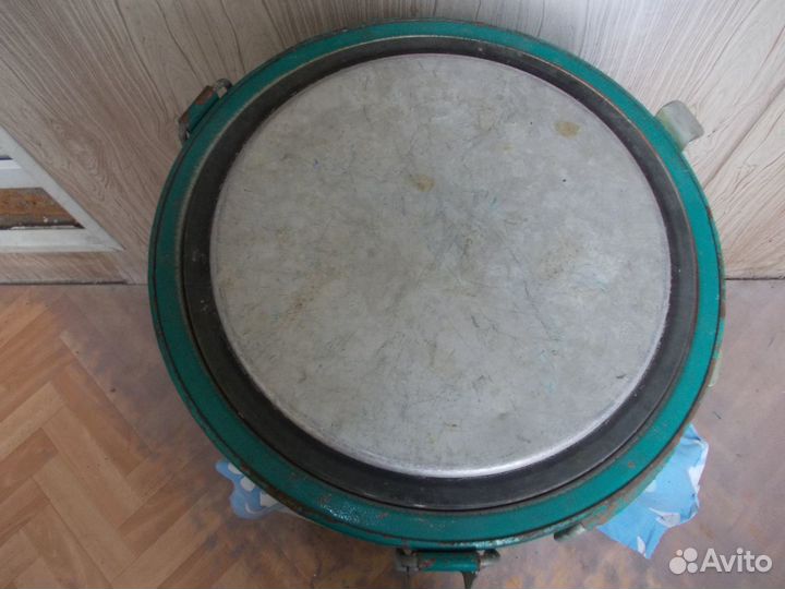 Бак - термос б\у