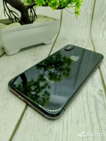 iPhone X, 256 ГБ