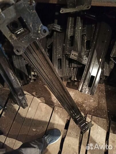 Skoda Yeti Шкода Йети Усилитель заднего бампера