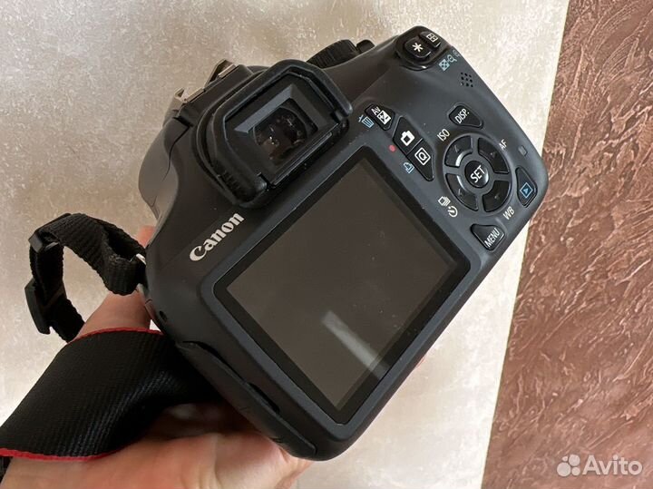 Зеркальный фотоаппарат canon eos 1100d