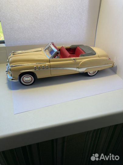 Модель Buick Roadmaster 1949 1/18