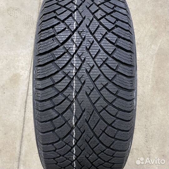 Nokian Tyres Hakkapeliitta R5 SUV 215/60 R17 100R