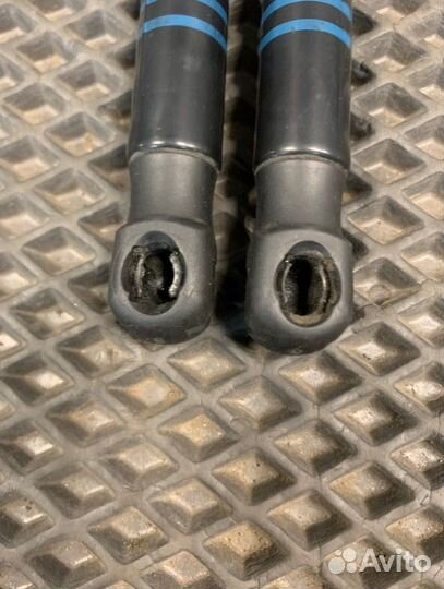 Амортизатор капота Bmw 7-Series G12 B57D30A/B57O