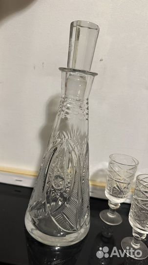 Графин и рюмки хрустальный СССР
