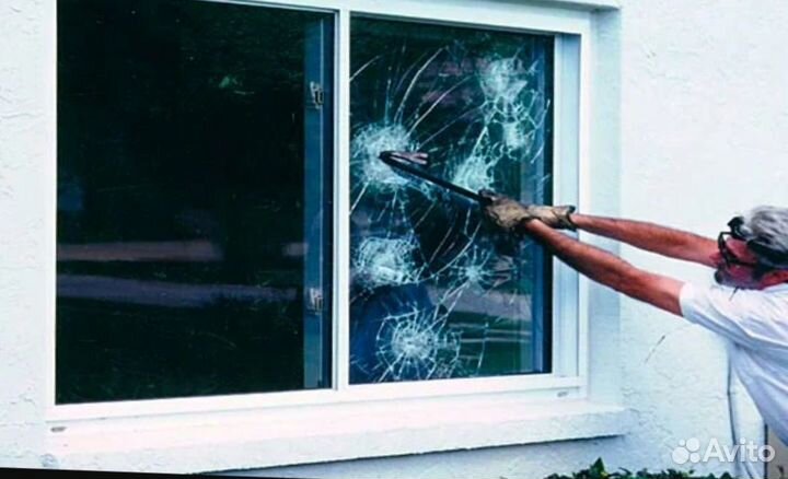 Бронирование окон от осколков