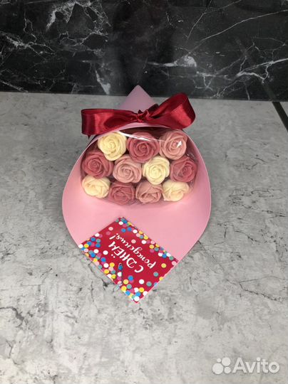 Подарок маме, шоколадные розы