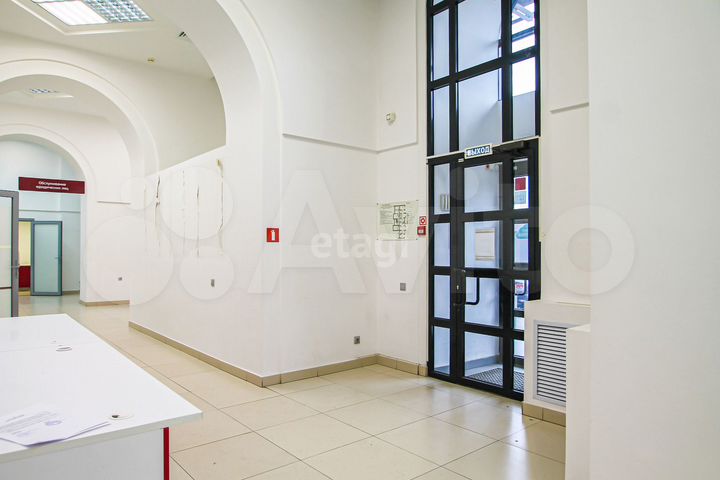 Продам офисное помещение, 297 м²