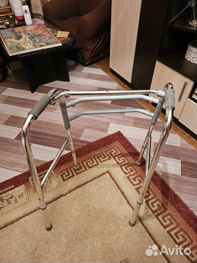 Ходунки для взрослых