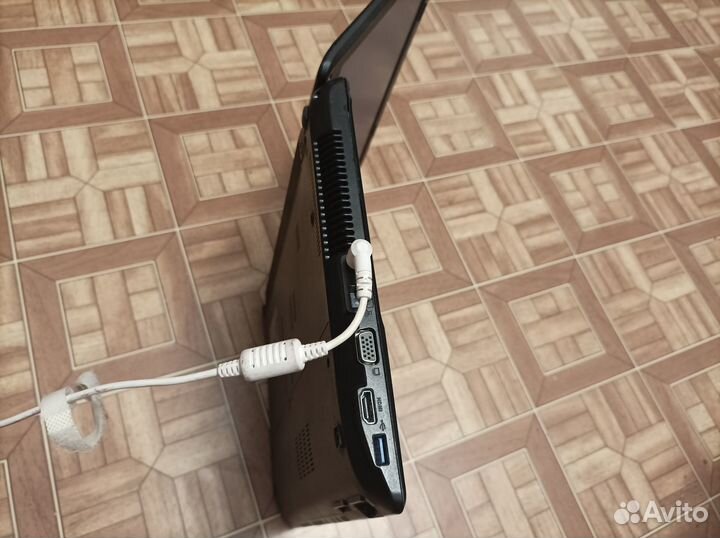 Ноутбук Asus на запчасти