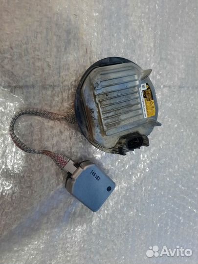 Блок ксенона передний Toyota Camry V55 2014+2017