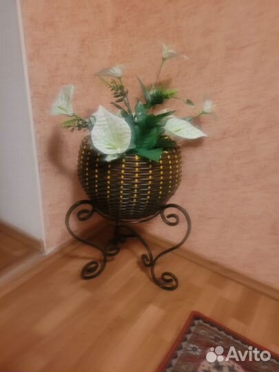 Кашпо из ротанга