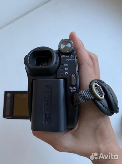 Видеокамера Sony Carl Zeiss 40x