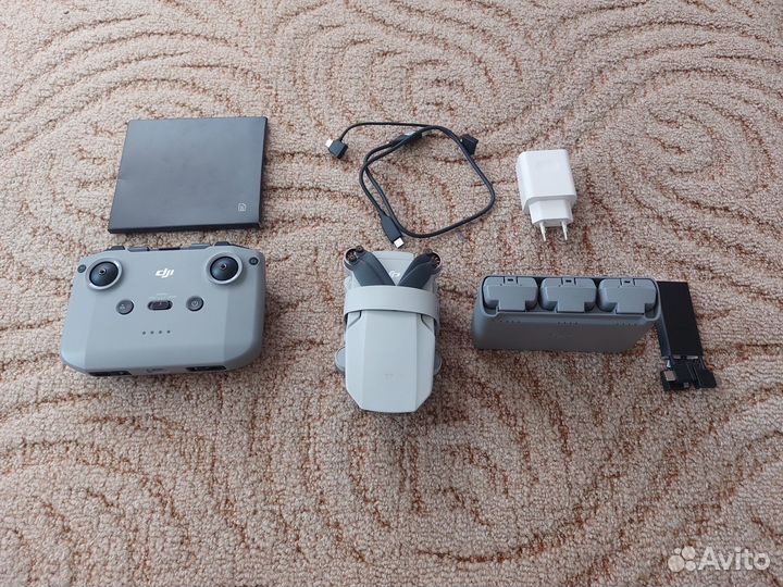 Квадрокоптер Dji mini 2 fly more combo