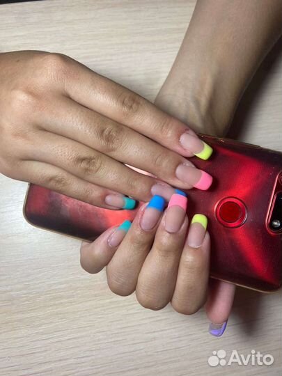 Маникюр, педикюр, эпиляция