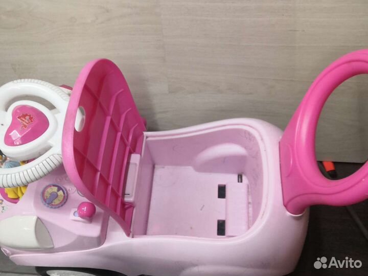 Машинка-каталка