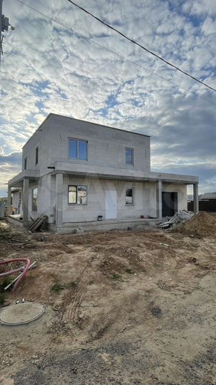 Коттедж 183 м² на участке 6 сот.