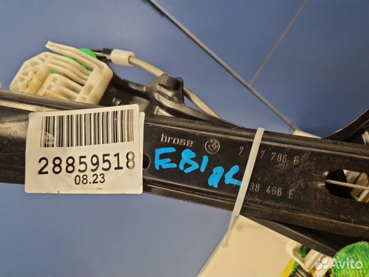 Стеклоподъемник передний правый BMW 1 E81 E87 2004