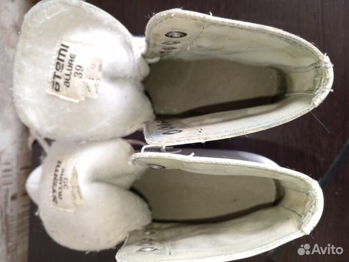 Коньки фигурные