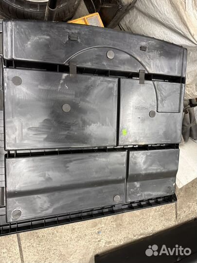 Пластик багажника kia ceed 2011