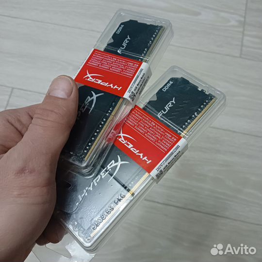 Оперативная память Kingston HyperX fury DDR4 RGB