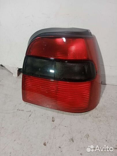 Фонарь правый Skoda Felicia Hella