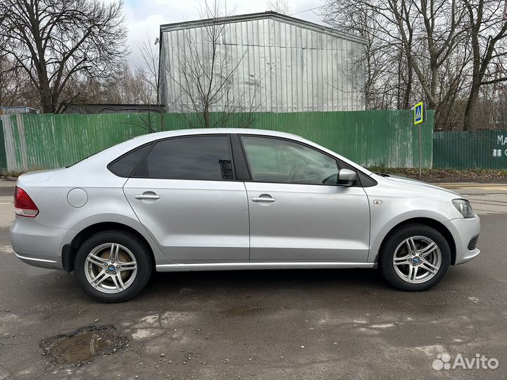 Volkswagen Polo 1.6 AT, 2015, 159 863 км
